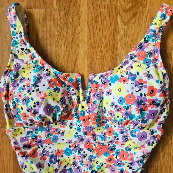 Anne Cole One Piece Swimsuit XS White Floral Ruched Tummy Control Feminine - Picture 4 of 12